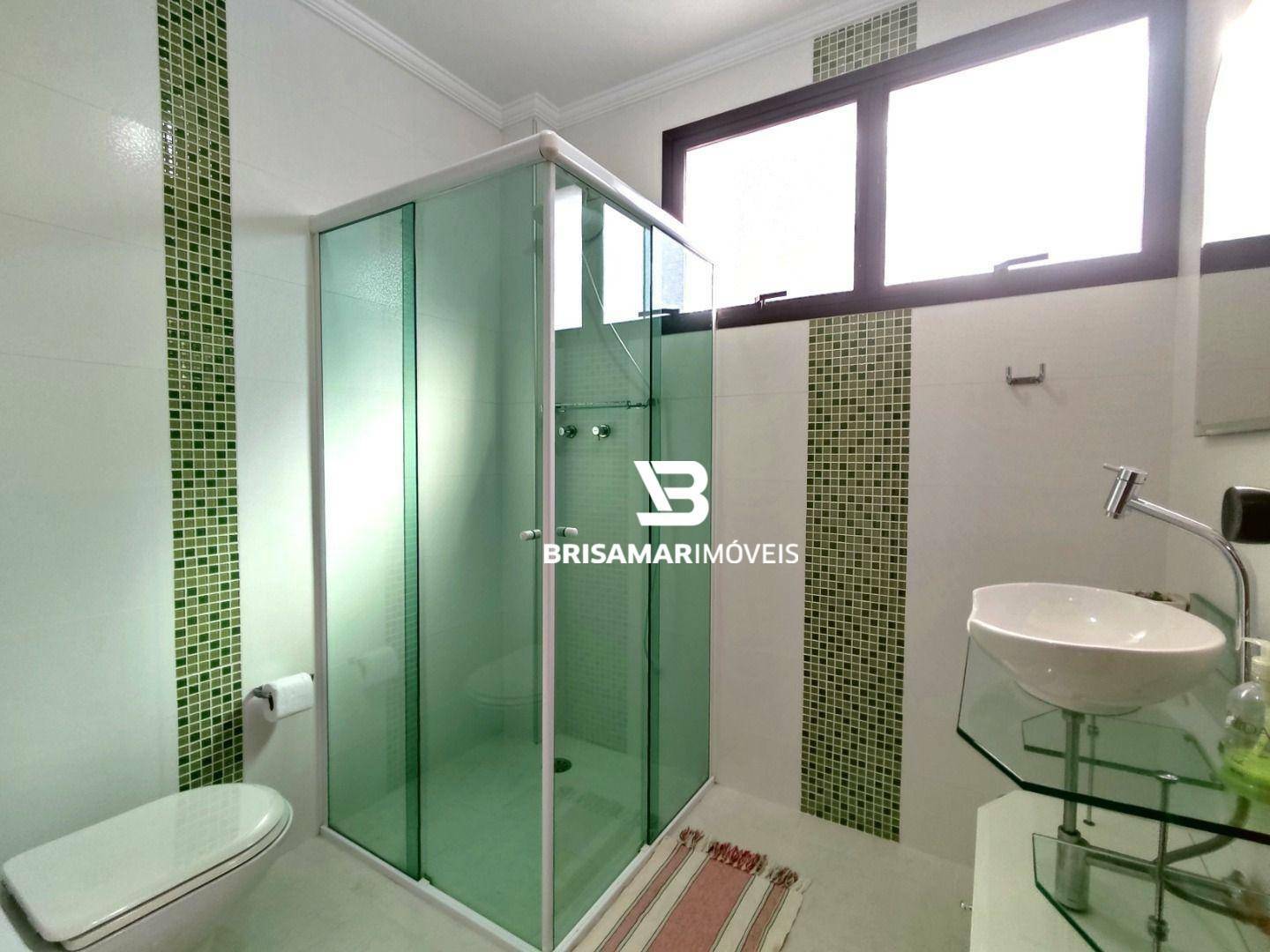 Apartamento para alugar com 2 quartos, 116m² - Foto 24