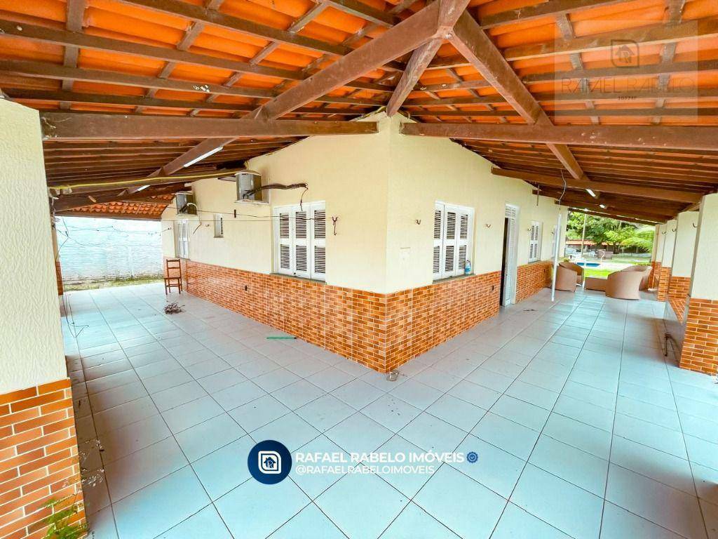 Chácara para alugar com 4 quartos, 585m² - Foto 2