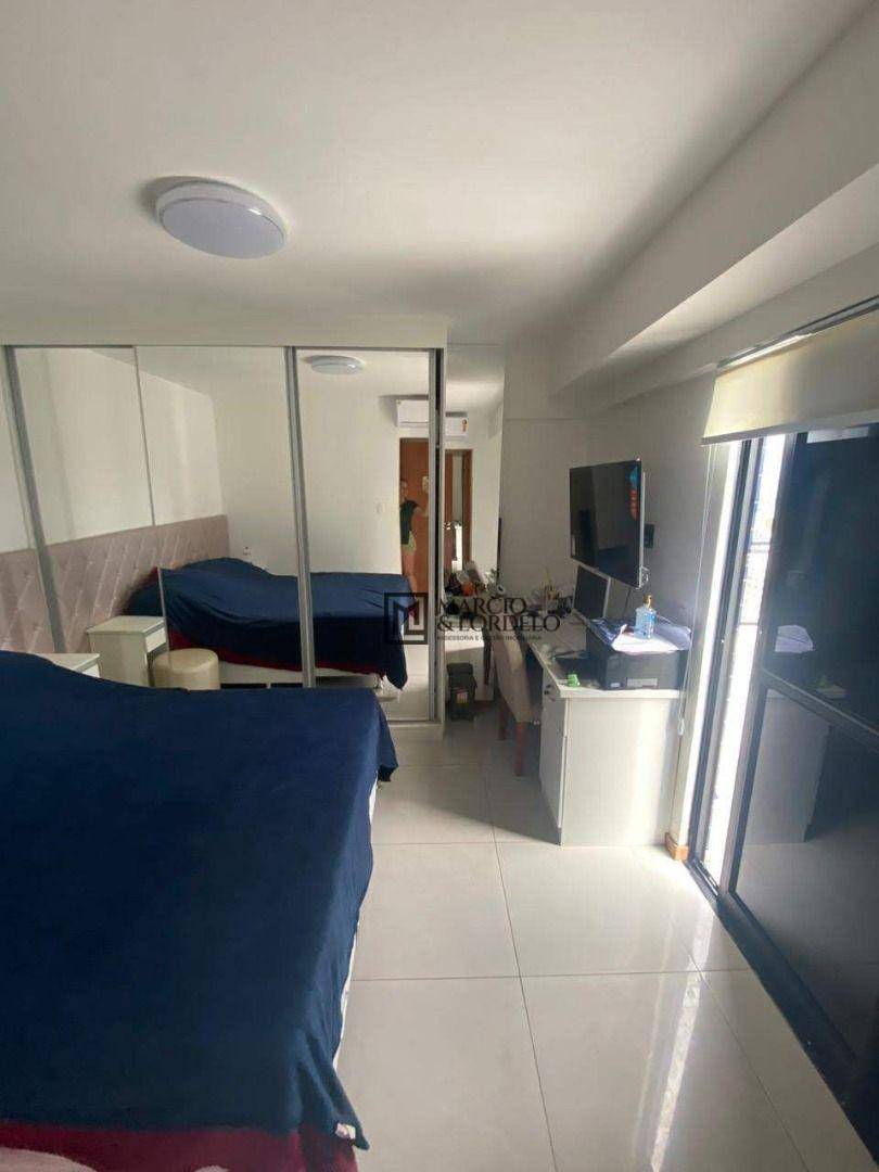 Apartamento à venda com 2 quartos, 72m² - Foto 32