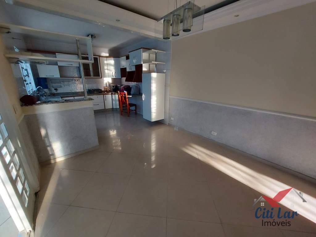 Sobrado à venda com 3 quartos, 238m² - Foto 9