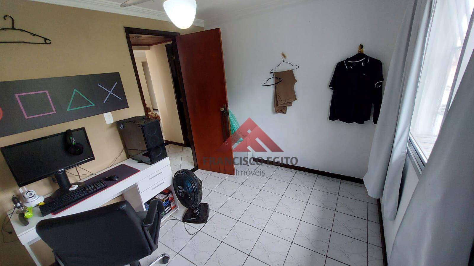 Apartamento à venda com 2 quartos, 70m² - Foto 3