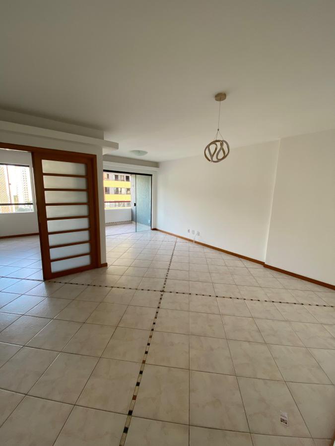 Apartamento à venda com 4 quartos, 106m² - Foto 6