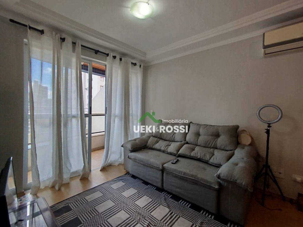 Apartamento à venda com 2 quartos, 65m² - Foto 13