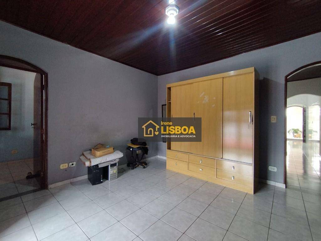 Casa à venda com 4 quartos, 129m² - Foto 11
