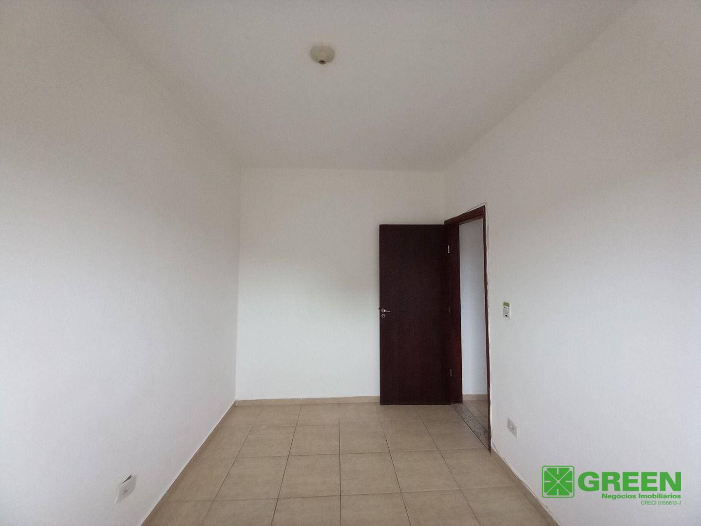 Apartamento para alugar com 2 quartos, 50m² - Foto 13