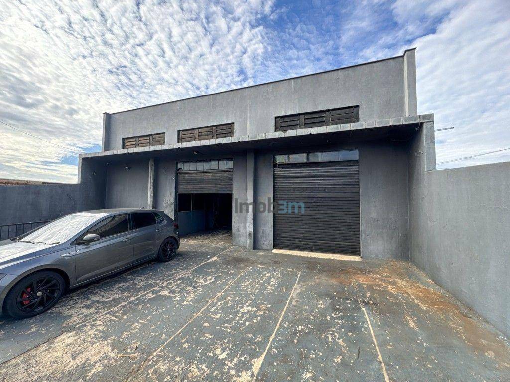 Depósito-Galpão-Armazém para alugar, 400m² - Foto 1