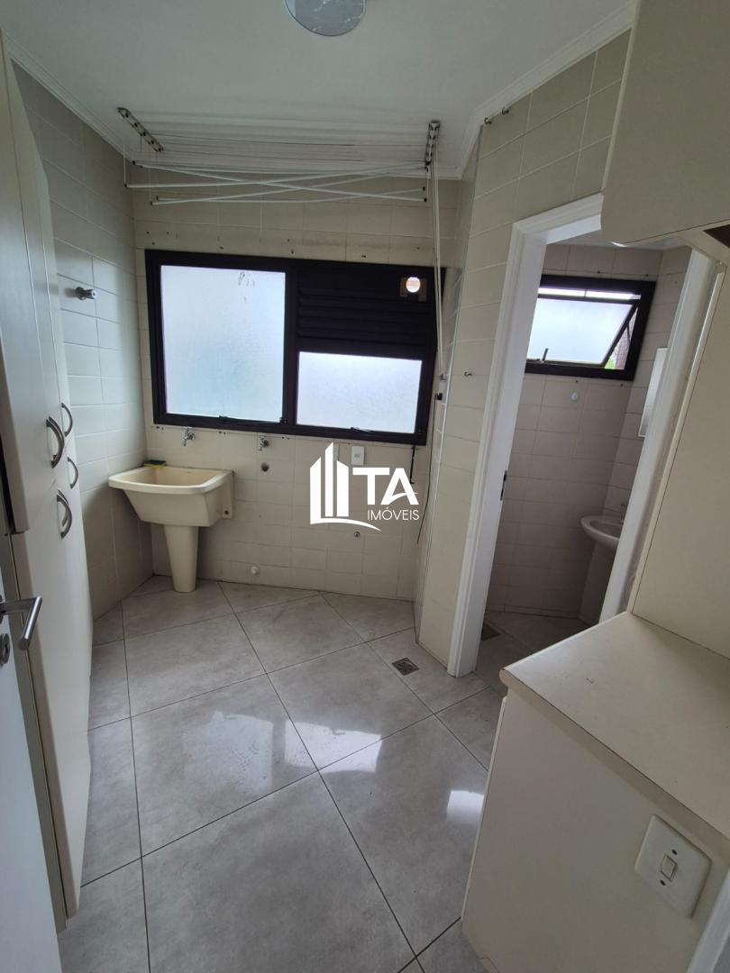 Apartamento à venda com 3 quartos, 121m² - Foto 8