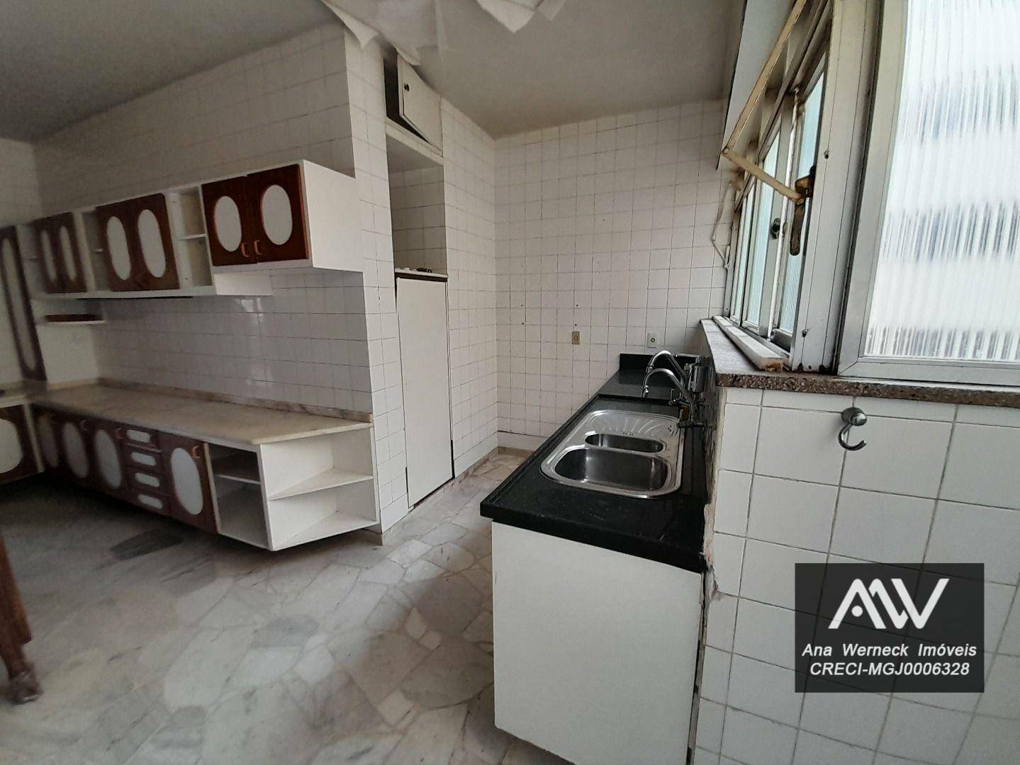 Apartamento à venda com 5 quartos, 180m² - Foto 42