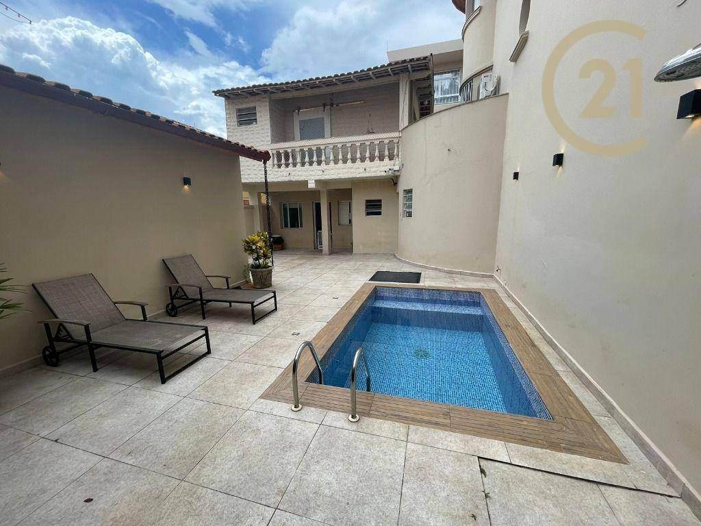 Casa à venda com 5 quartos, 280m² - Foto 3