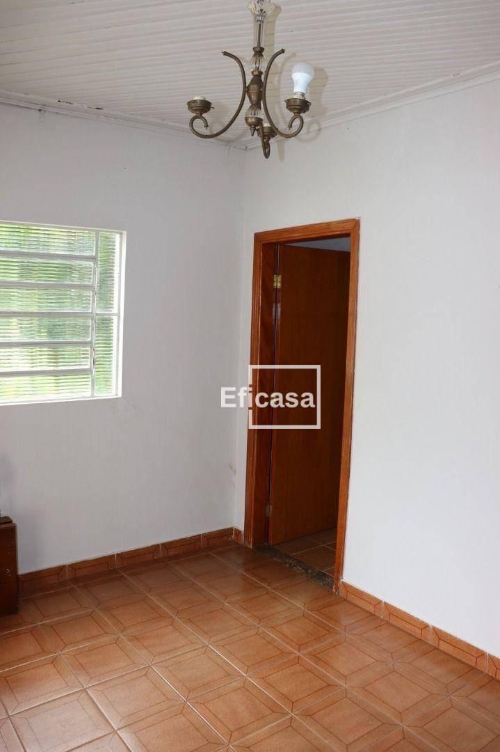 Casa à venda com 3 quartos, 220m² - Foto 11