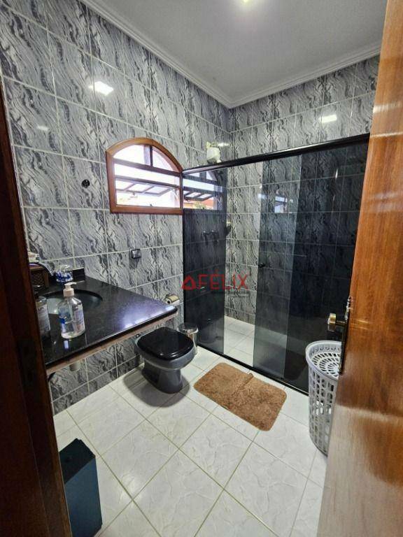 Sobrado à venda com 4 quartos, 334m² - Foto 19