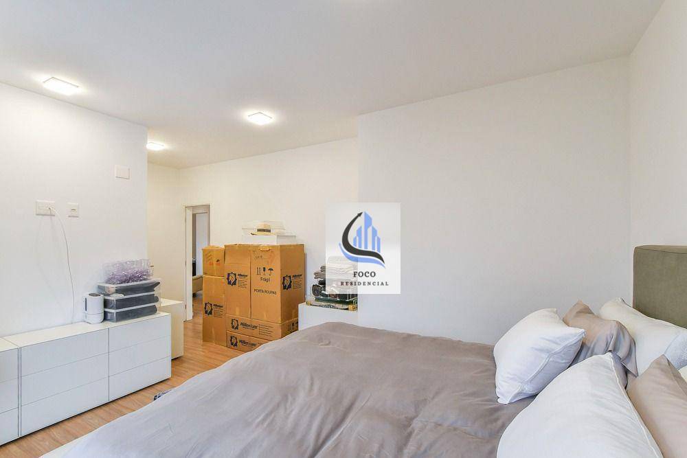 Apartamento à venda com 3 quartos, 186m² - Foto 19