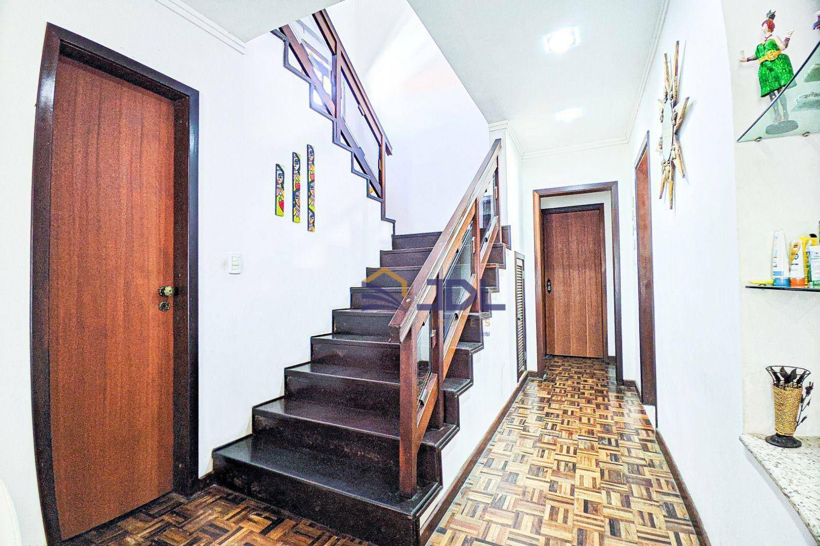 Casa à venda com 5 quartos, 600m² - Foto 16