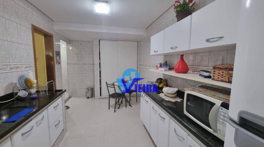 Casa à venda com 2 quartos, 120m² - Foto 6