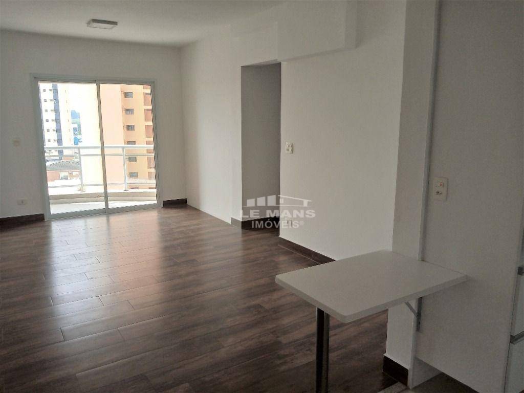 Apartamento à venda com 3 quartos, 79m² - Foto 1