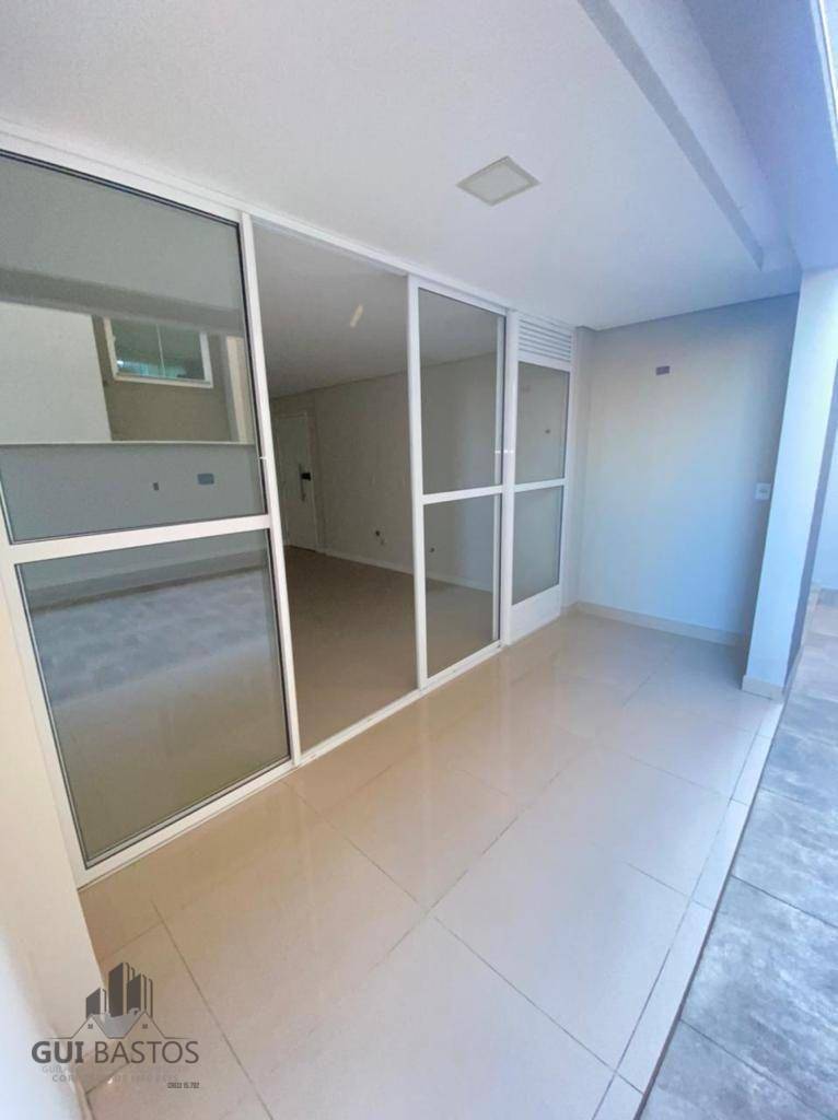 Apartamento à venda com 3 quartos, 148m² - Foto 10