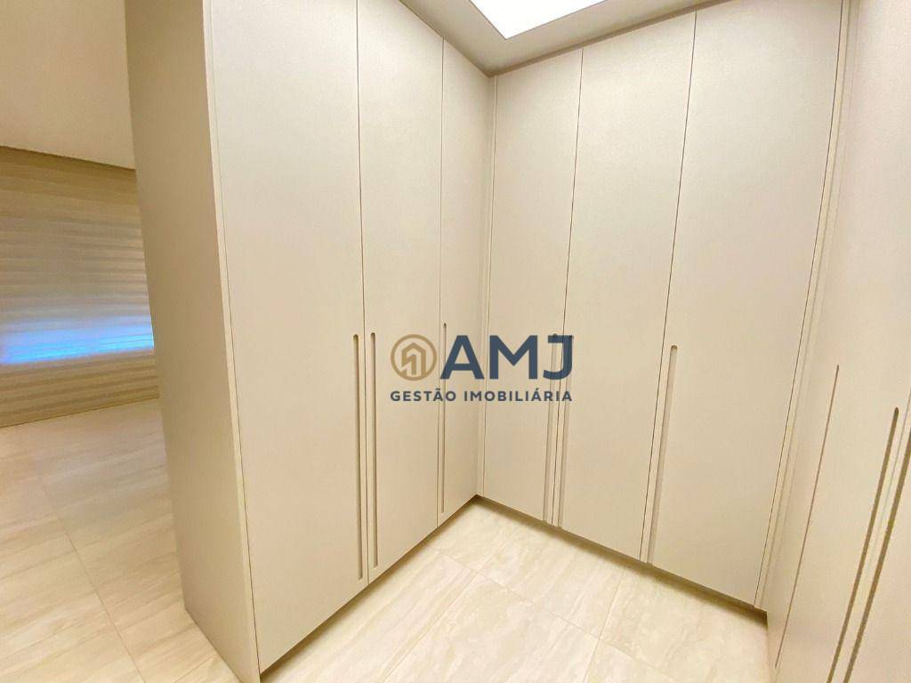 Apartamento à venda com 3 quartos, 260m² - Foto 32