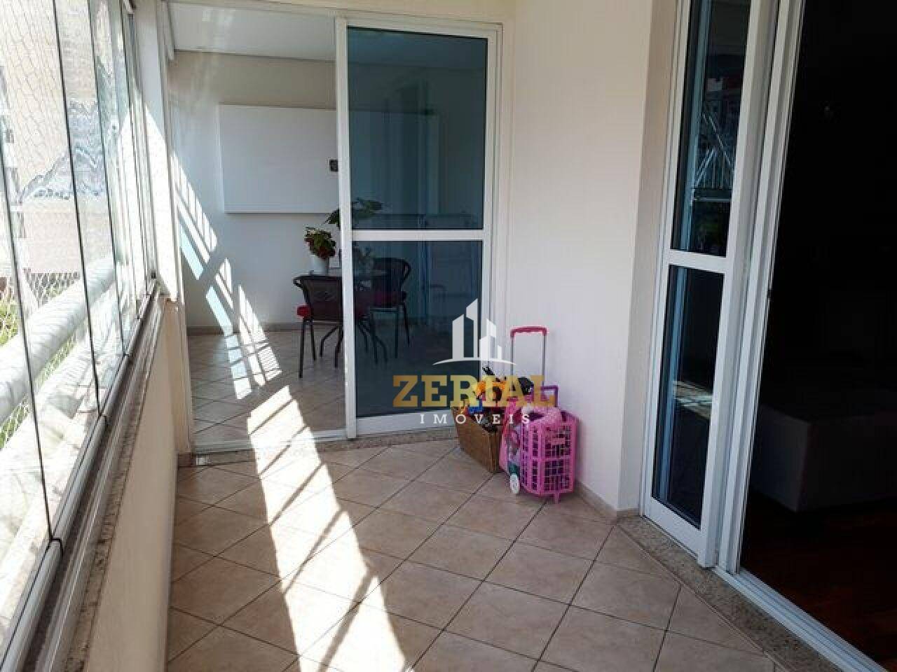 Apartamento à venda com 4 quartos, 221m² - Foto 10