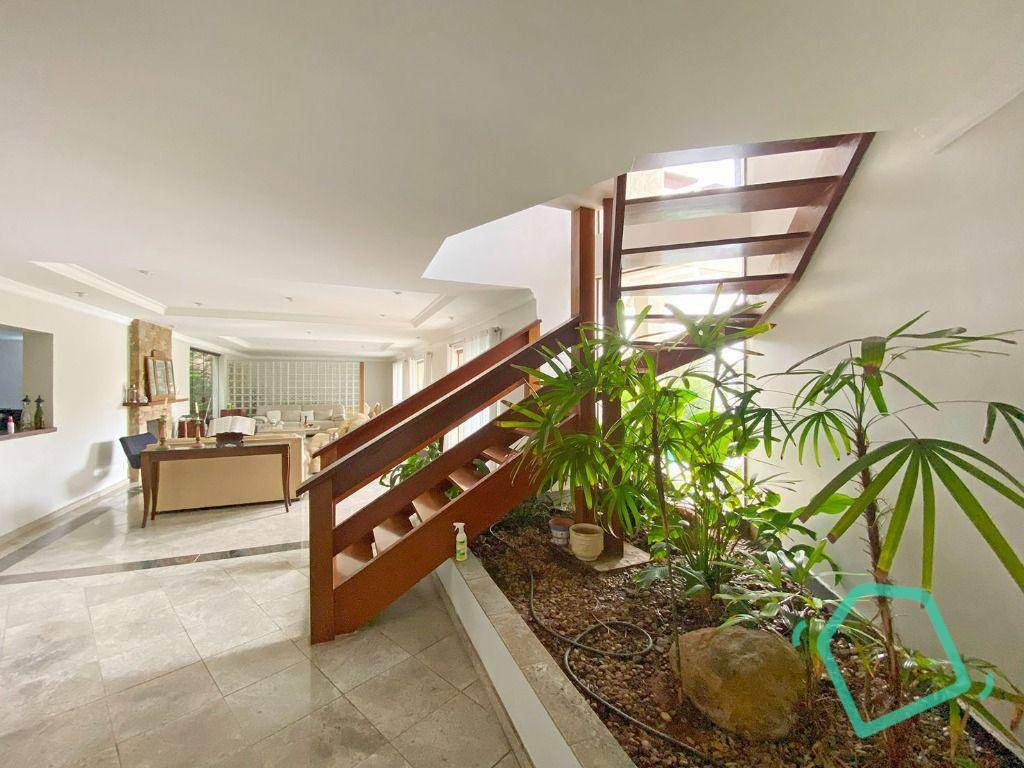 Casa de Condomínio à venda com 5 quartos, 471m² - Foto 11