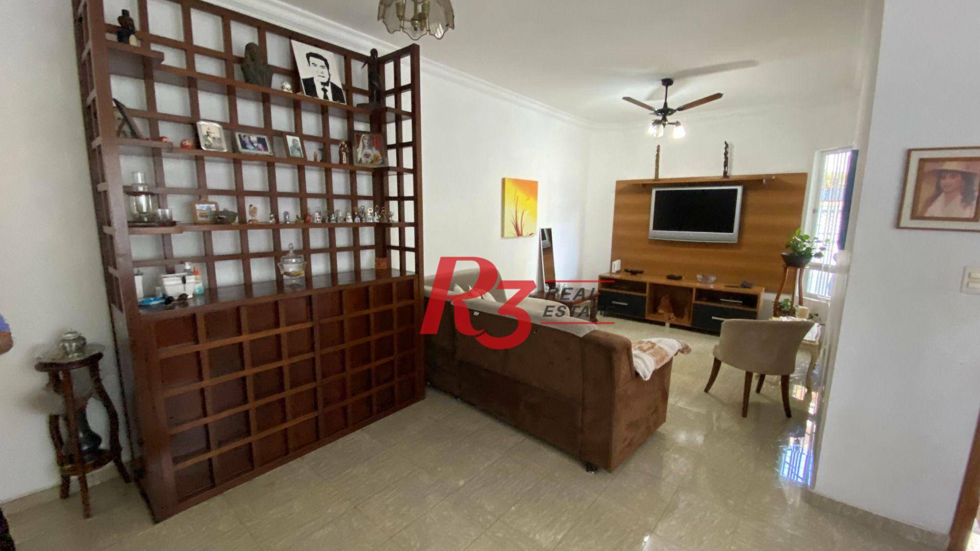 Casa à venda com 3 quartos, 100m² - Foto 2