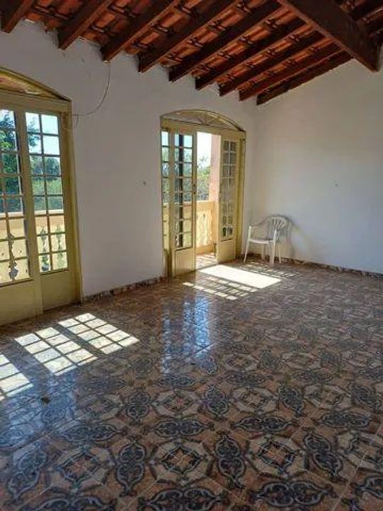 Sobrado à venda com 3 quartos, 238m² - Foto 2