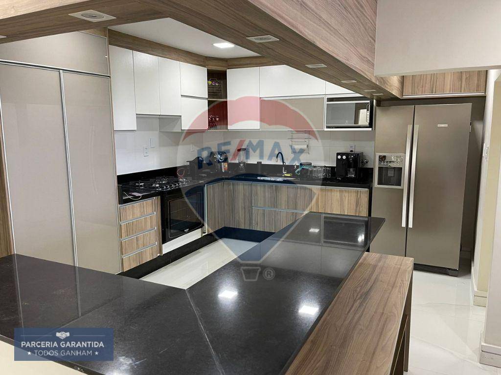 Apartamento à venda com 3 quartos, 150m² - Foto 10