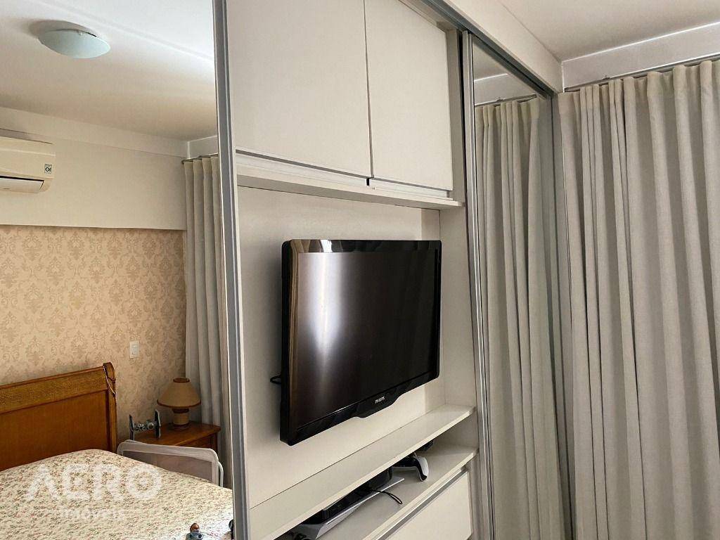 Apartamento à venda com 3 quartos, 112m² - Foto 14