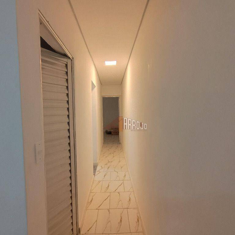 Apartamento para alugar com 2 quartos, 50m² - Foto 22