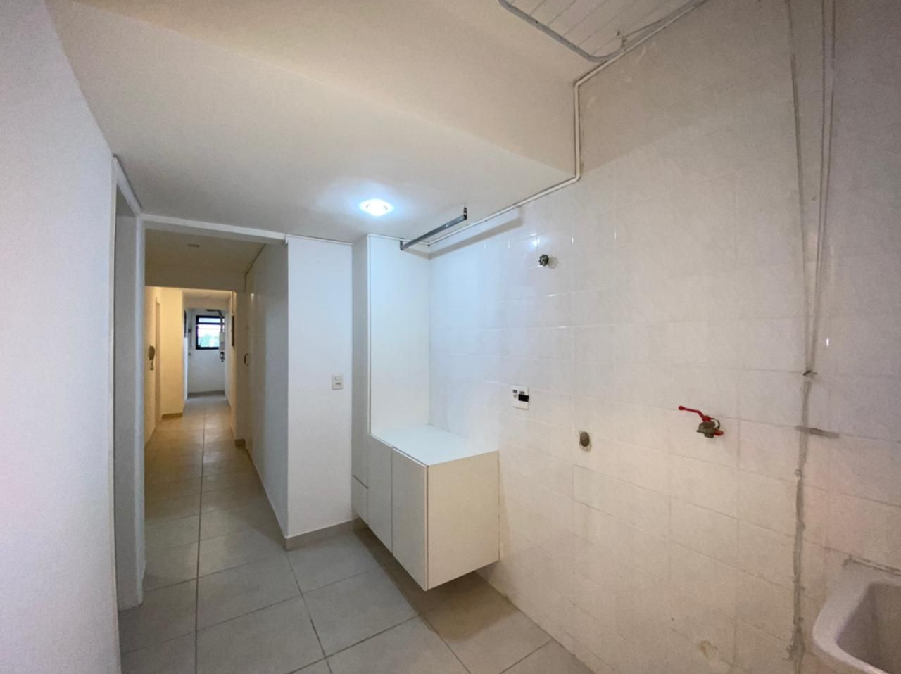 Apartamento à venda com 3 quartos, 230m² - Foto 18