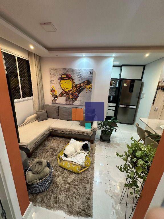 Apartamento para alugar com 2 quartos, 42m² - Foto 3