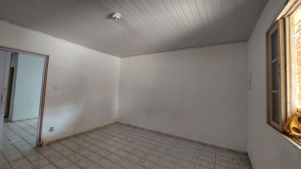 Casa para alugar com 1 quarto, 70m² - Foto 7