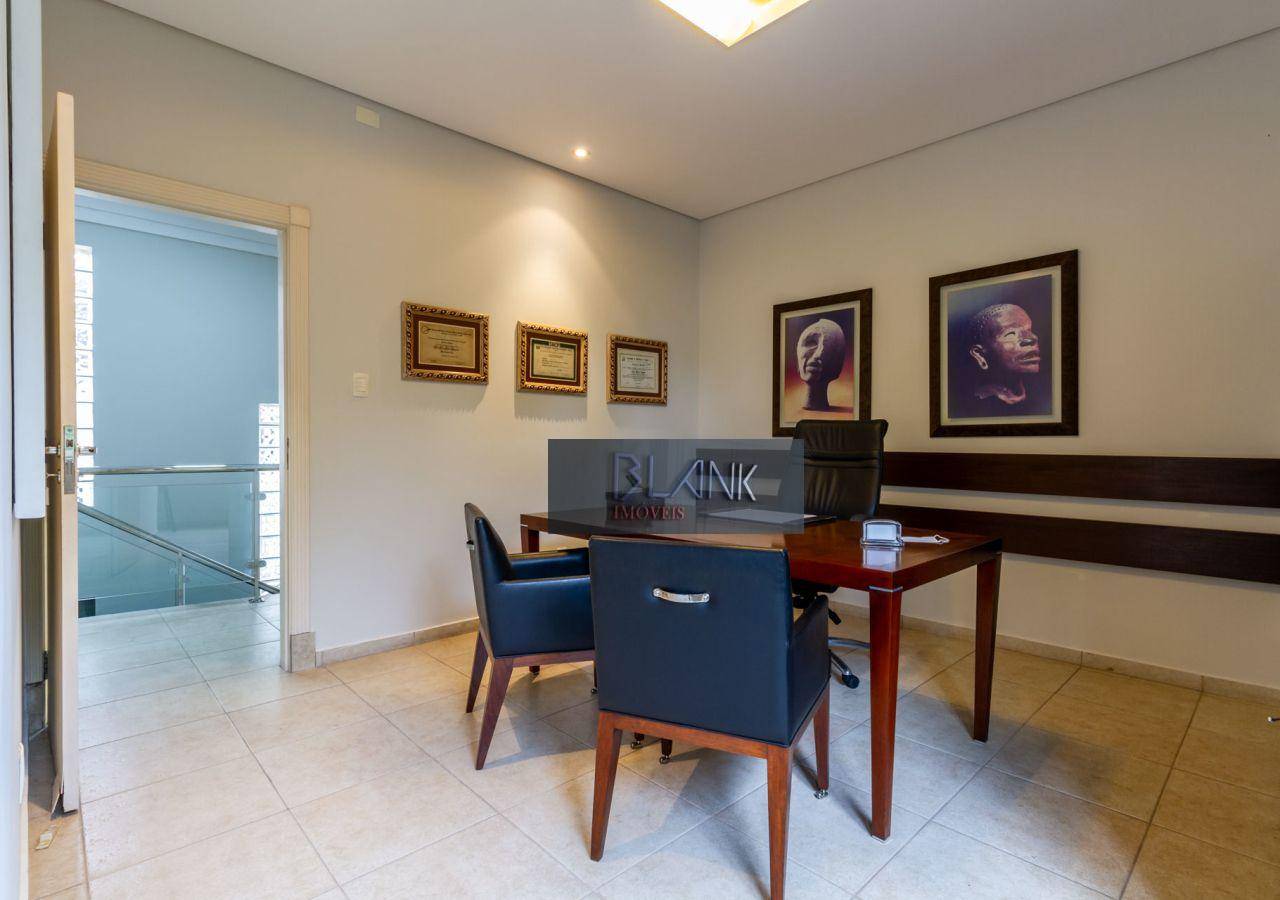 Casa à venda e aluguel com 4 quartos, 280m² - Foto 17