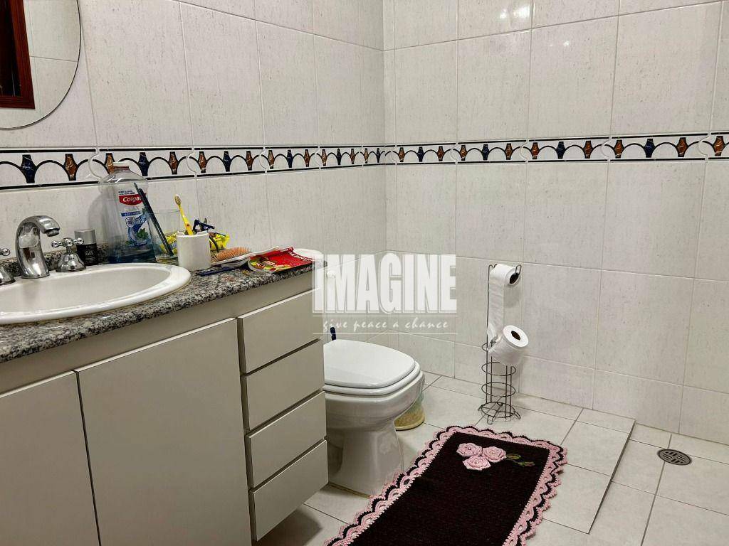 Sobrado à venda com 3 quartos, 218m² - Foto 17