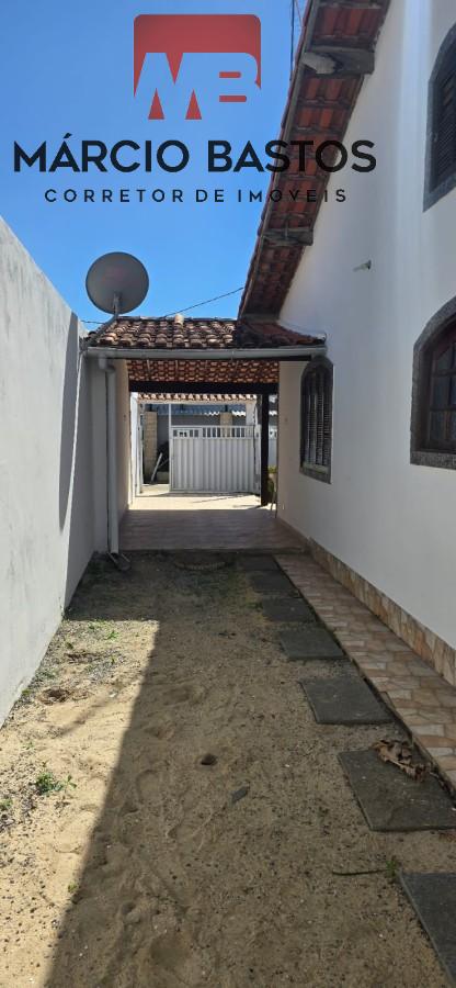 Casa de Condomínio à venda com 3 quartos, 315m² - Foto 3