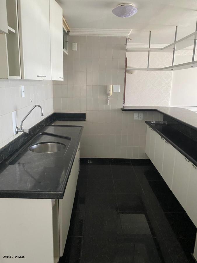 Apartamento para alugar com 2 quartos, 68m² - Foto 10