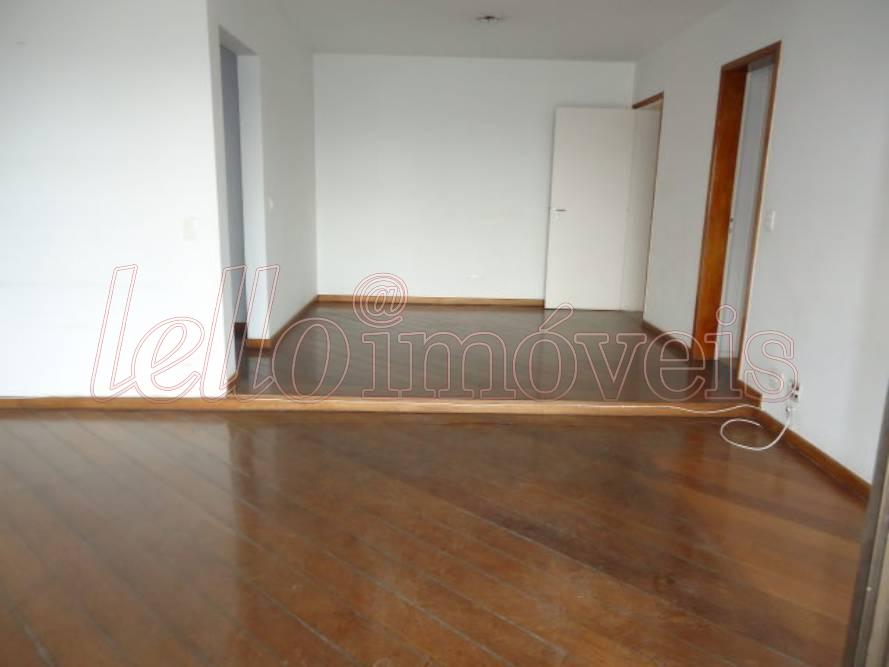 Apartamento para alugar com 4 quartos, 155m² - Foto 4