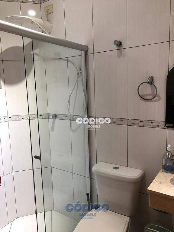 Sobrado à venda com 3 quartos, 200M2 - Foto 2