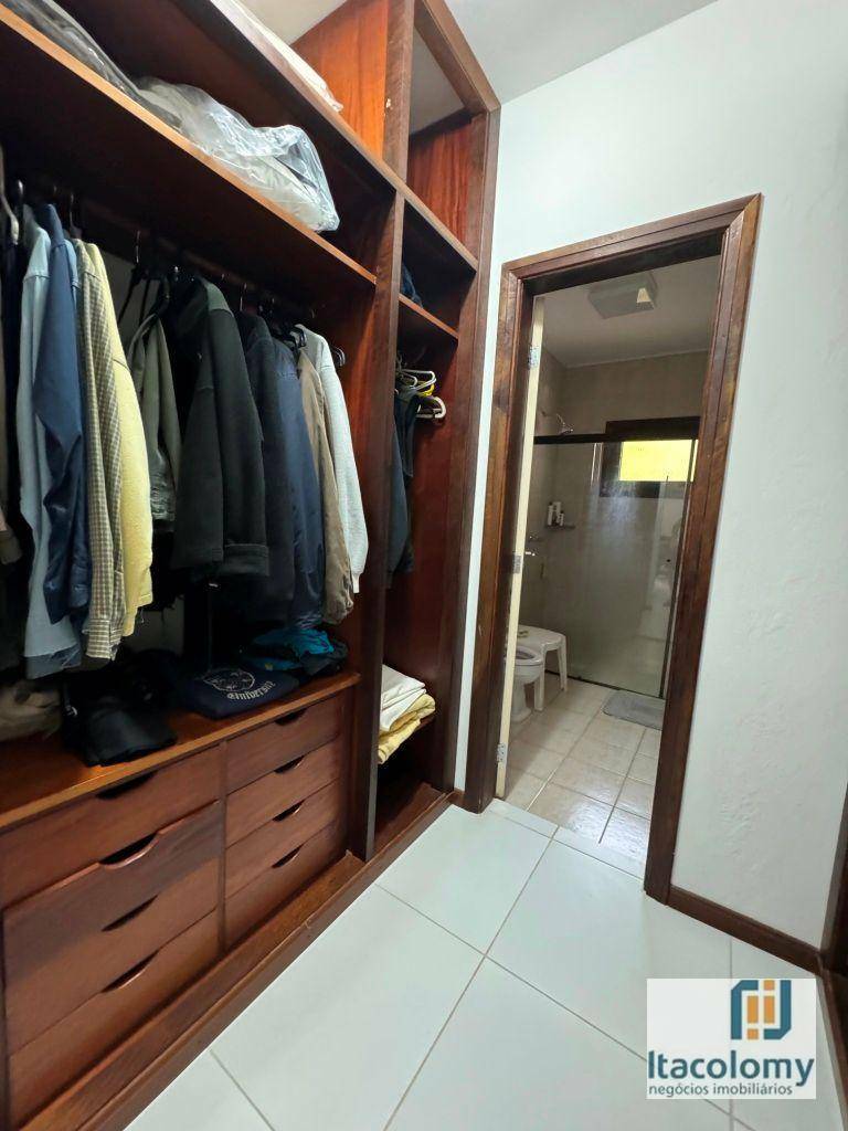 Casa de Condomínio à venda com 7 quartos, 500m² - Foto 19