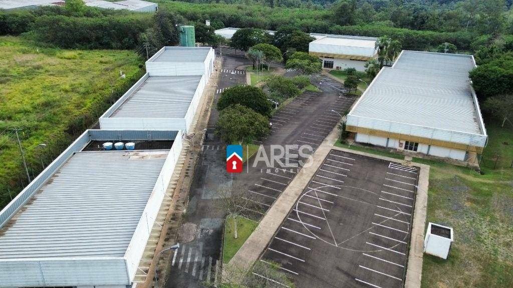 Depósito-Galpão, 6960 m² - Foto 1