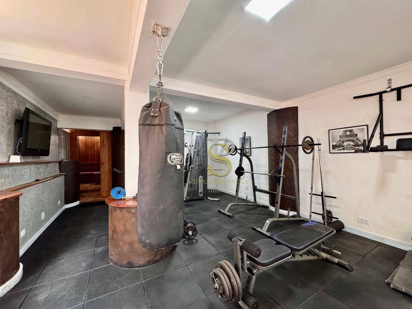 Casa de Condomínio para alugar com 5 quartos, 530m² - Foto 49