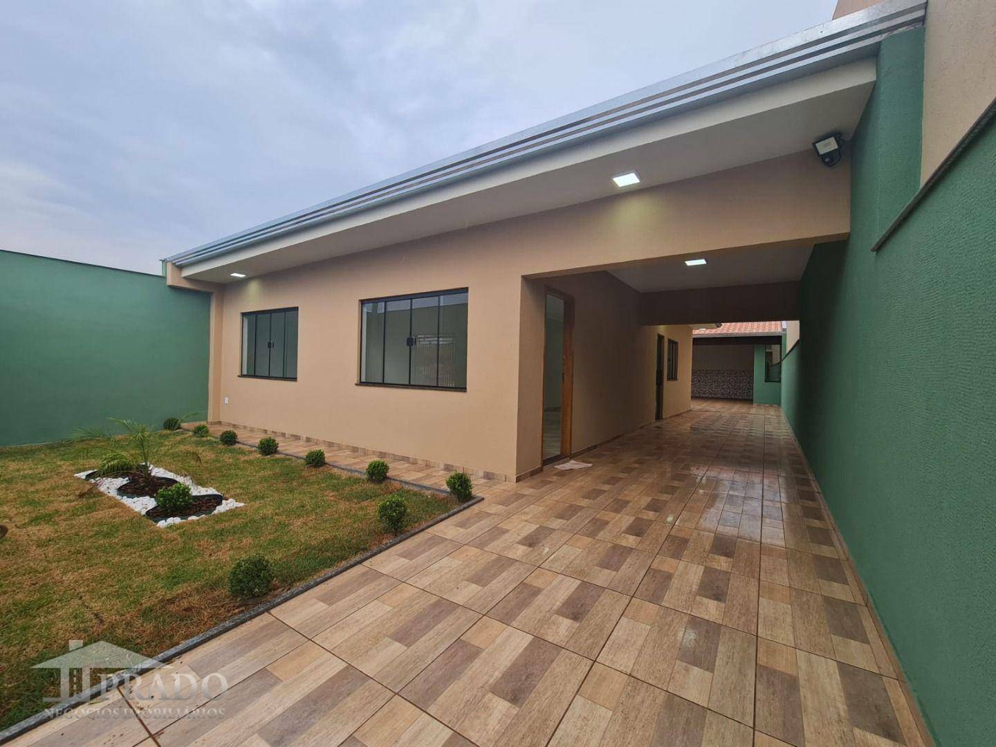 Casa à venda com 3 quartos, 180m² - Foto 1