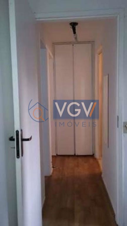 Apartamento à venda com 2 quartos, 78m² - Foto 3