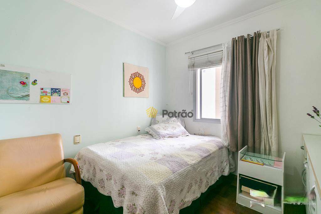 Apartamento à venda com 3 quartos, 111m² - Foto 10