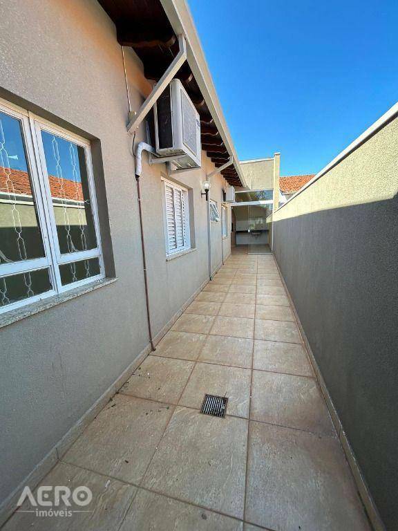 Casa de Condomínio à venda com 3 quartos, 200m² - Foto 14