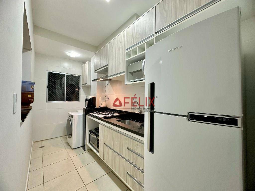 Apartamento à venda com 2 quartos, 55m² - Foto 3