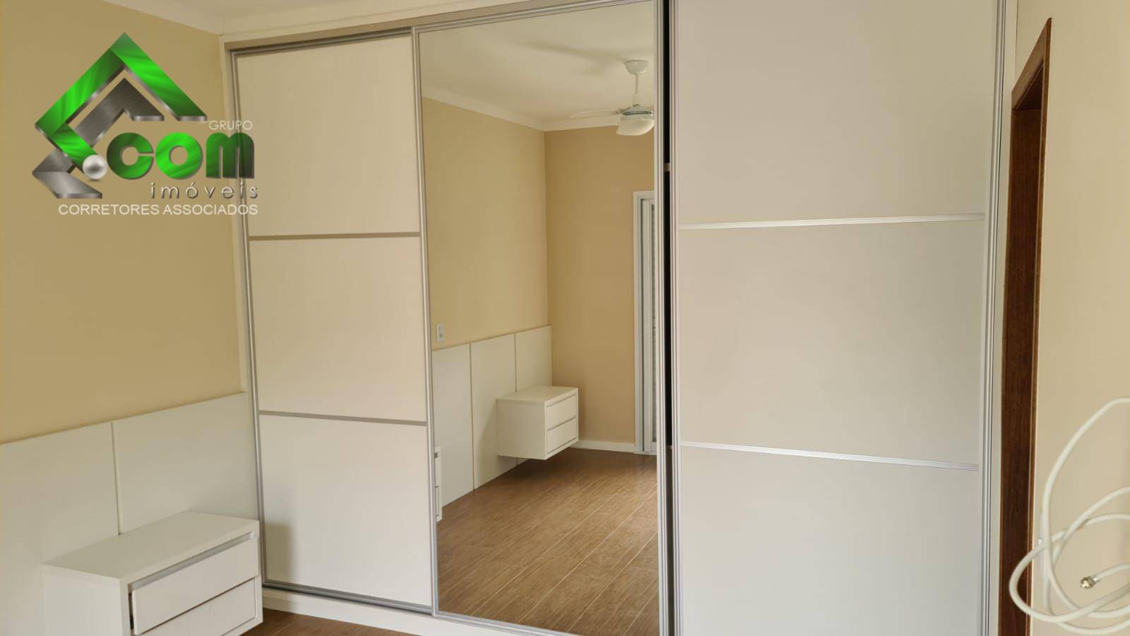 Casa à venda com 3 quartos, 323m² - Foto 19