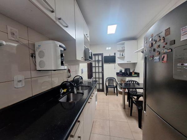 Apartamento à venda com 5 quartos, 200m² - Foto 14