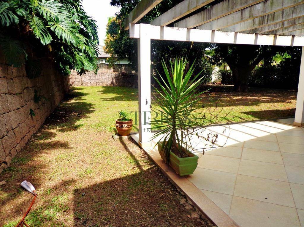 Casa de Condomínio à venda com 3 quartos, 380m² - Foto 3