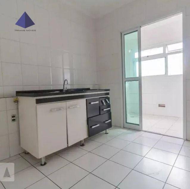 Apartamento à venda com 3 quartos, 80m² - Foto 3