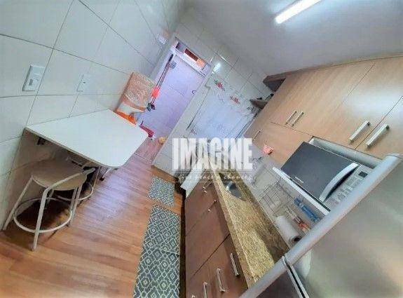 Sobrado à venda com 2 quartos, 68m² - Foto 3